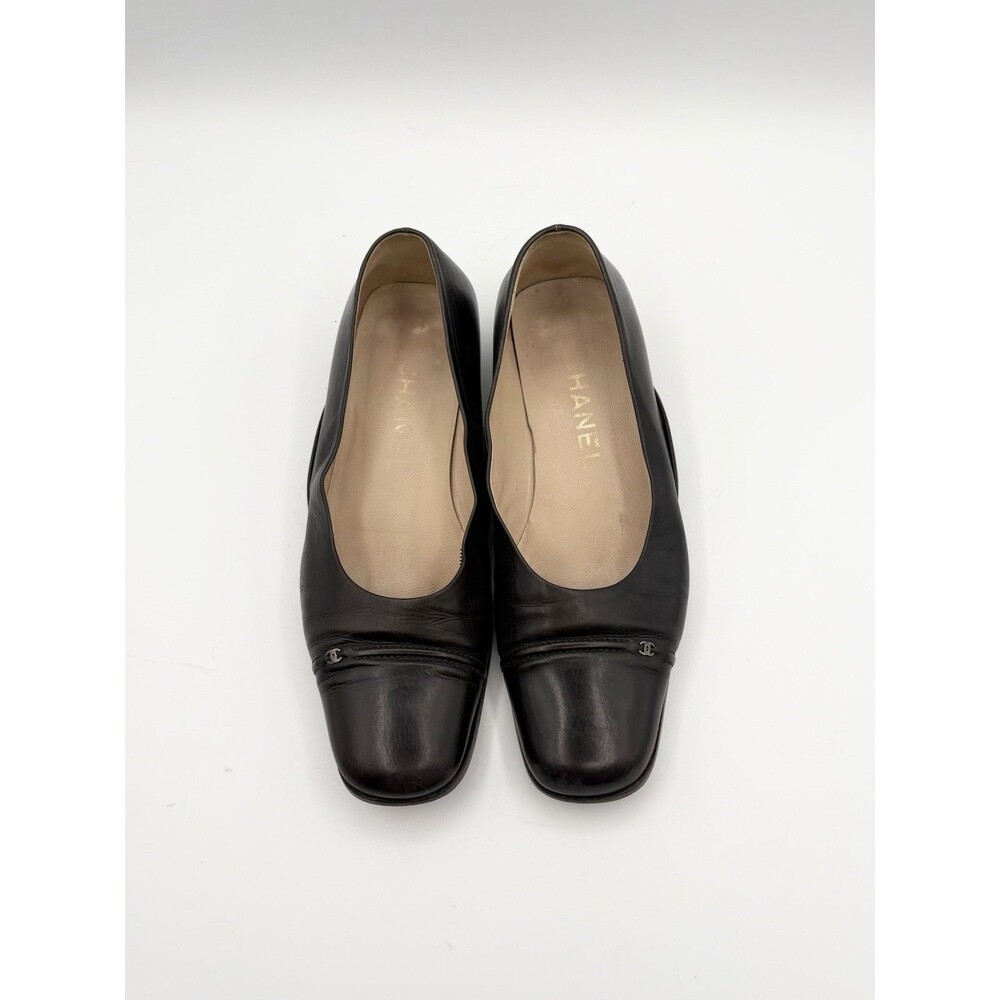 Chanel Square Toe Low Heel Black Leather Classic CC Logo Pumps EU Sz 35.5 5.5